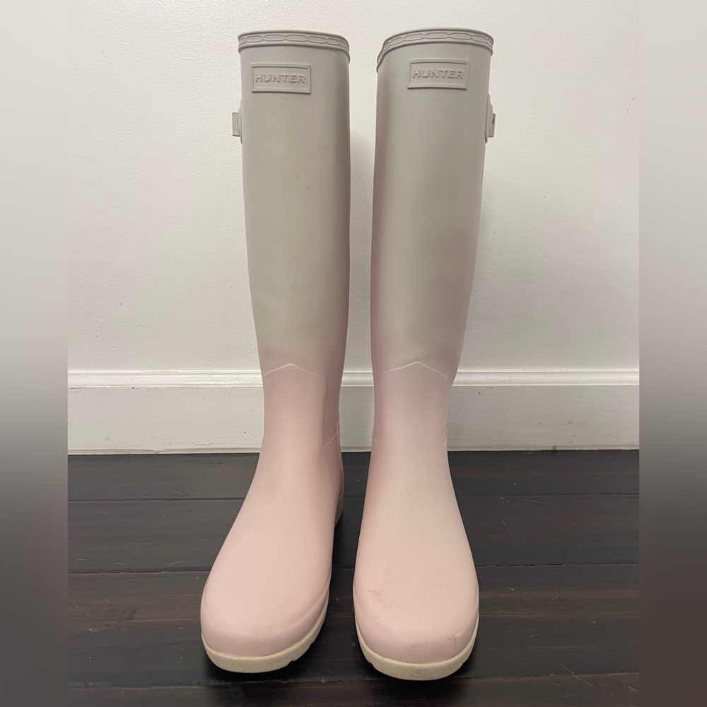 Limited Edition Hunter Women's ombré Pink and White Rain Boots w/ detail at top